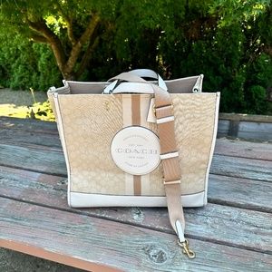 Beautiful Coach Dempsey Tote-NWOT